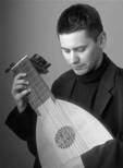 patrik with a lute