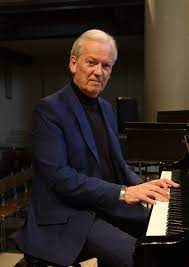 Celebrating with Beethoven - Howard Shelley & LMP perform all five of  Beethoven's piano concertos in one day  London Mozart Players